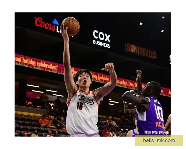 杨瀚森17分11篮板回暖表现力挺 G联赛混音34分逆转猛龙失利