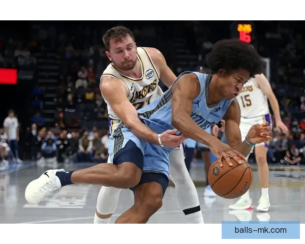 东契奇9连胜创历史新神迹 数据比肩张伯伦 乔科詹未曾达成